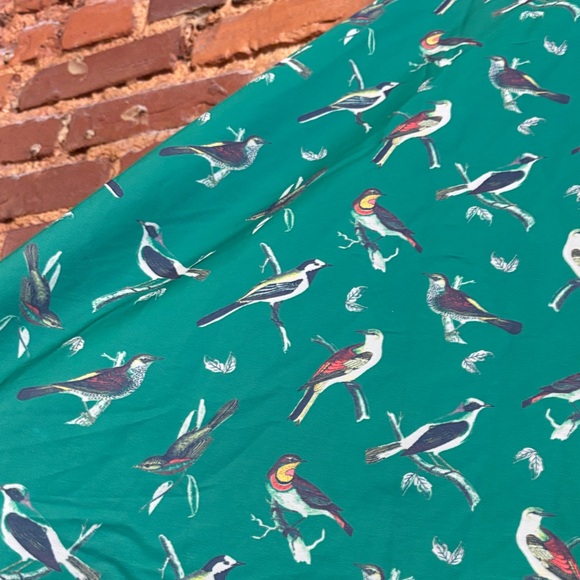 ModCloth A-Line Emerald Green Bird Novelty Print Skirt Size Medium - Picture 4 of 4